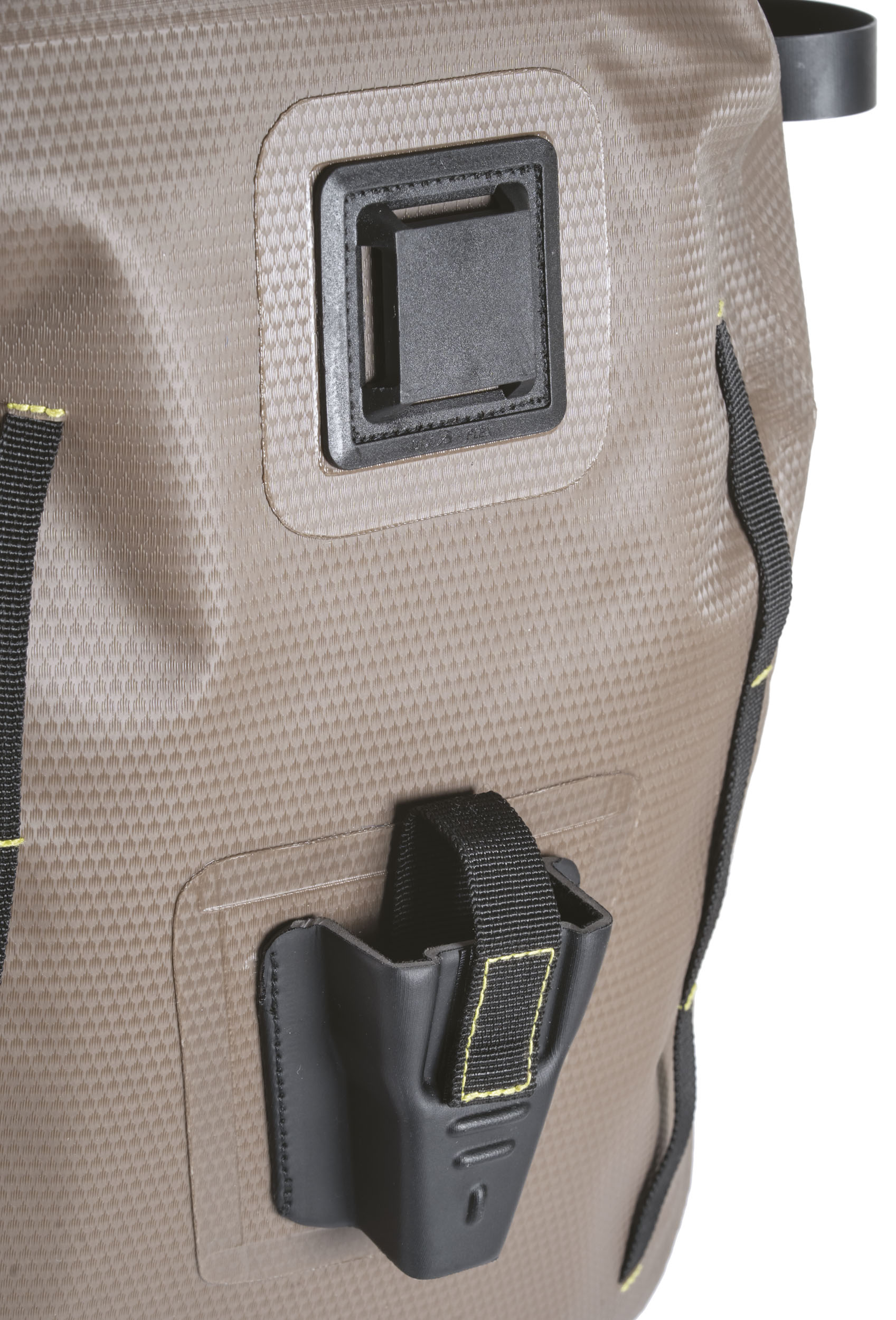 048-00-030_Seal Storm 20l_Part3